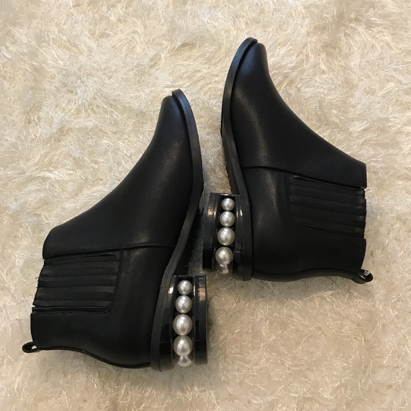 Catherine Malandrino Shoes - Catherine Malandrino Booties NWOT